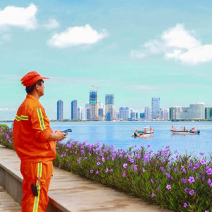 海南?？冢簾o人機(jī)巡查助力海上垃圾分類